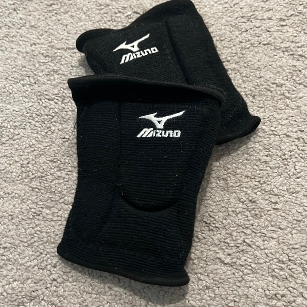 Mizuno Kneepads